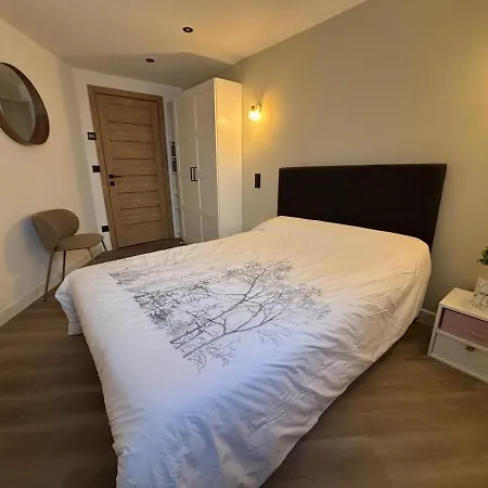 Nouveau T3 Rdc 100m Du Parc Apartment